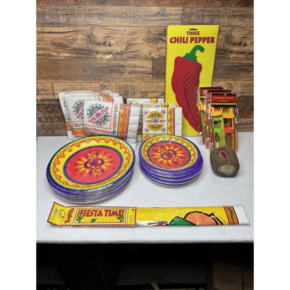 Cinco De Mayo Decoration Lot Party Supplies Napkins Plates Straws Banner‎